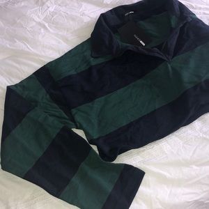 Cropped long sleeve w/ collar 💙💚